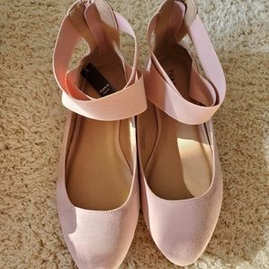 Elastic Ankle Strap Almond Toe Flats (Wide)